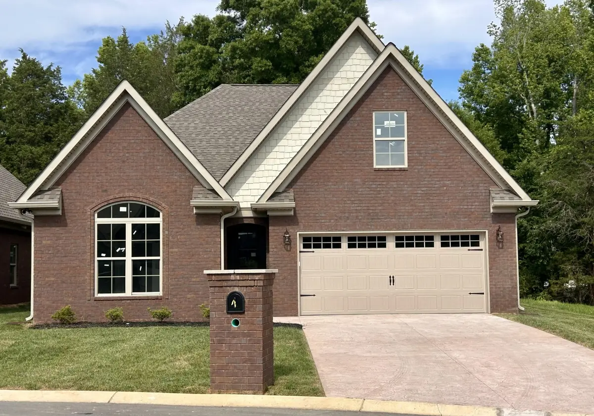 222 Lake View Point, Englewood, TN 37329