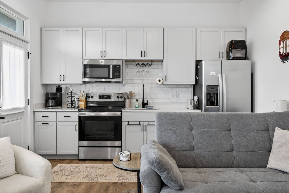 218 Hart St, Nashville, TN 37210