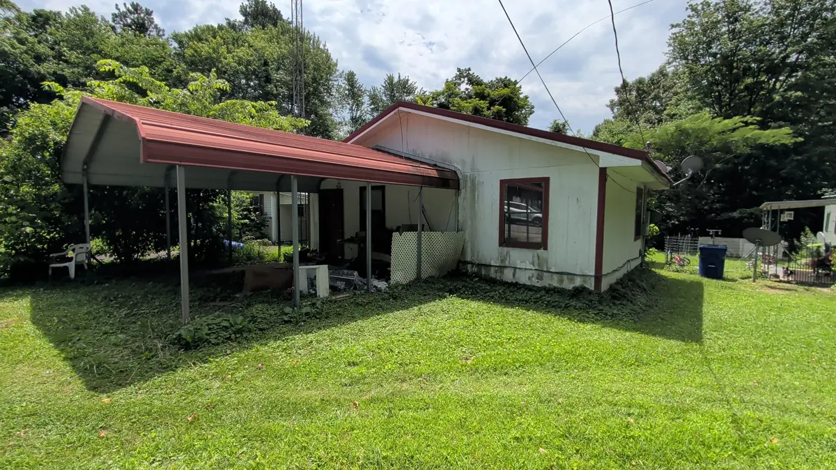 161 Cooper Rd, Dresden, TN 38225