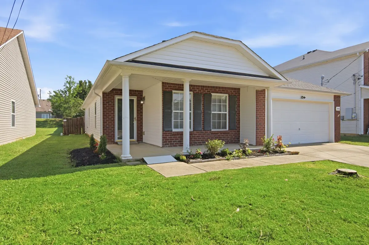 5681 Dory Dr, Antioch, TN 37013