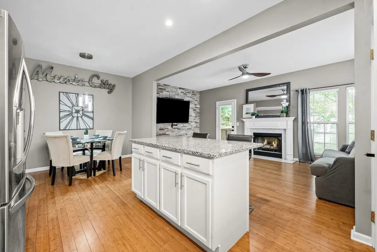 745 Huffine Manor Cir, Franklin, TN 37067