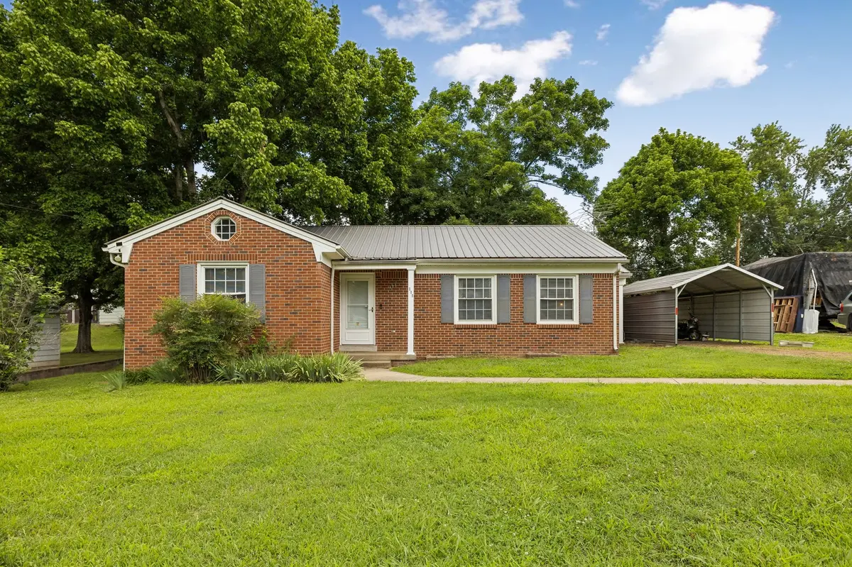 111 Morrison St, Centerville, TN 37033