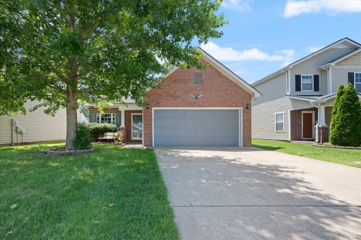 1616 Beaconcrest Cir, Murfreesboro, TN 37128