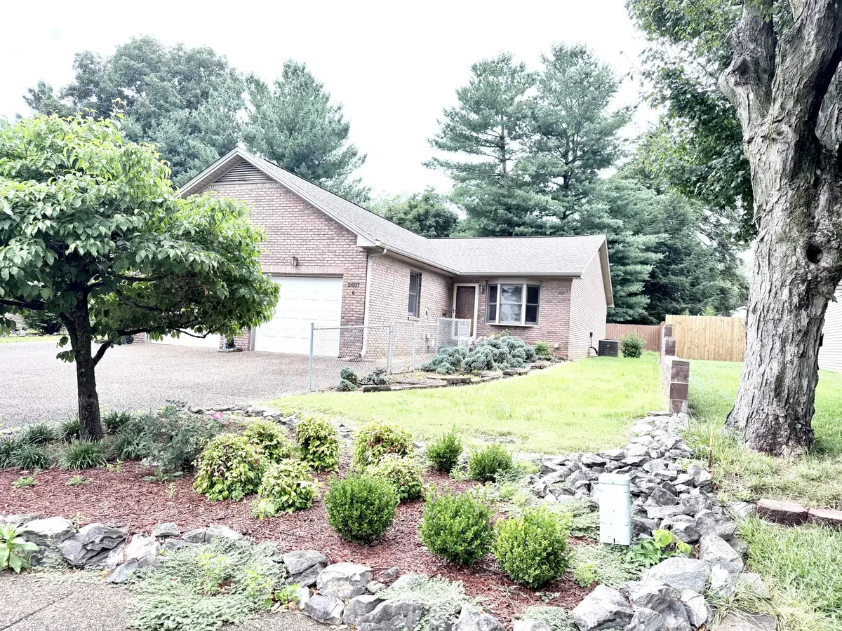 2607 Cayce Meade Dr #6, Hopkinsville, KY 42240