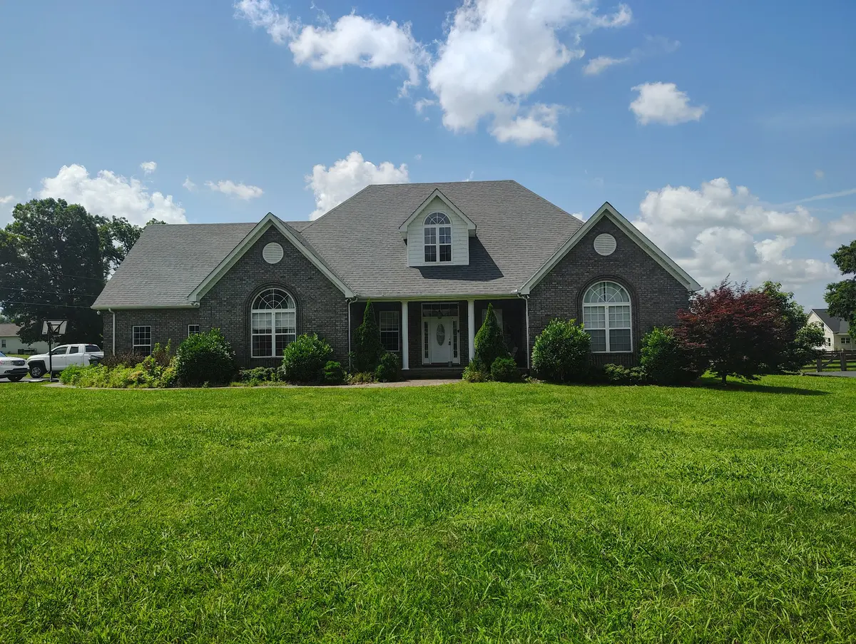 256 Froedge Dr, Lafayette, TN 37083