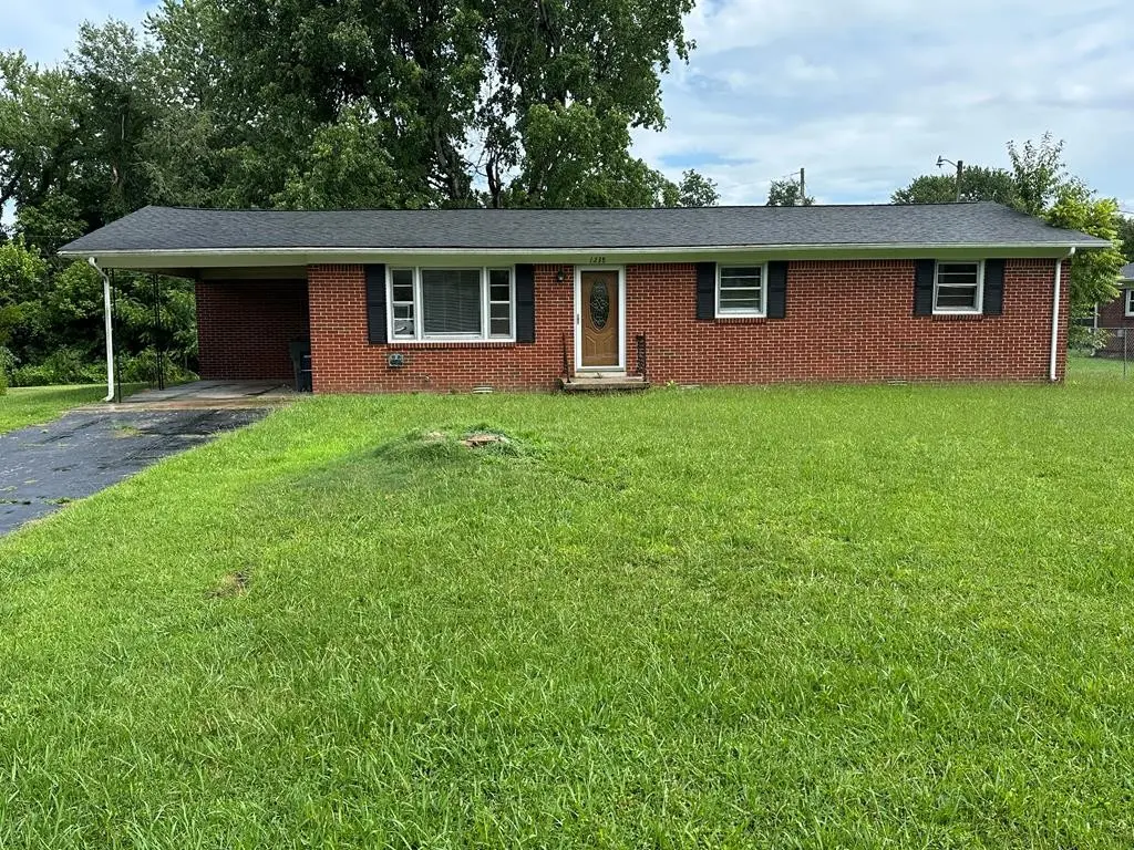 1238 Springdale Dr, Cookeville, TN 38501