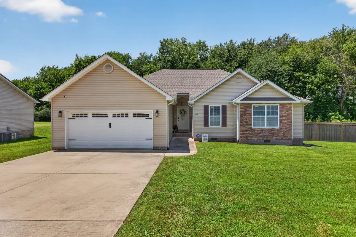 261 Derby Ln, Sparta, TN 38583