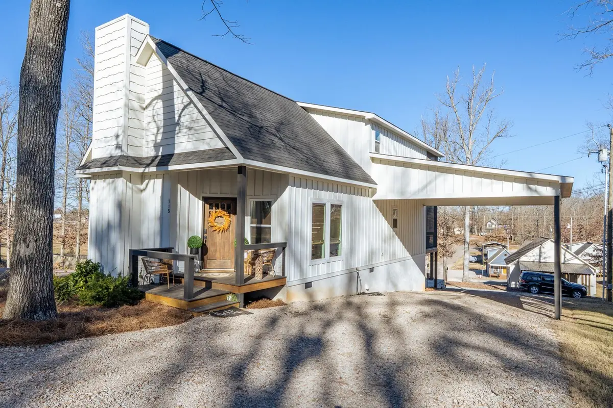 115 HOLIDAY HILLS LN, Counce, TN 38326