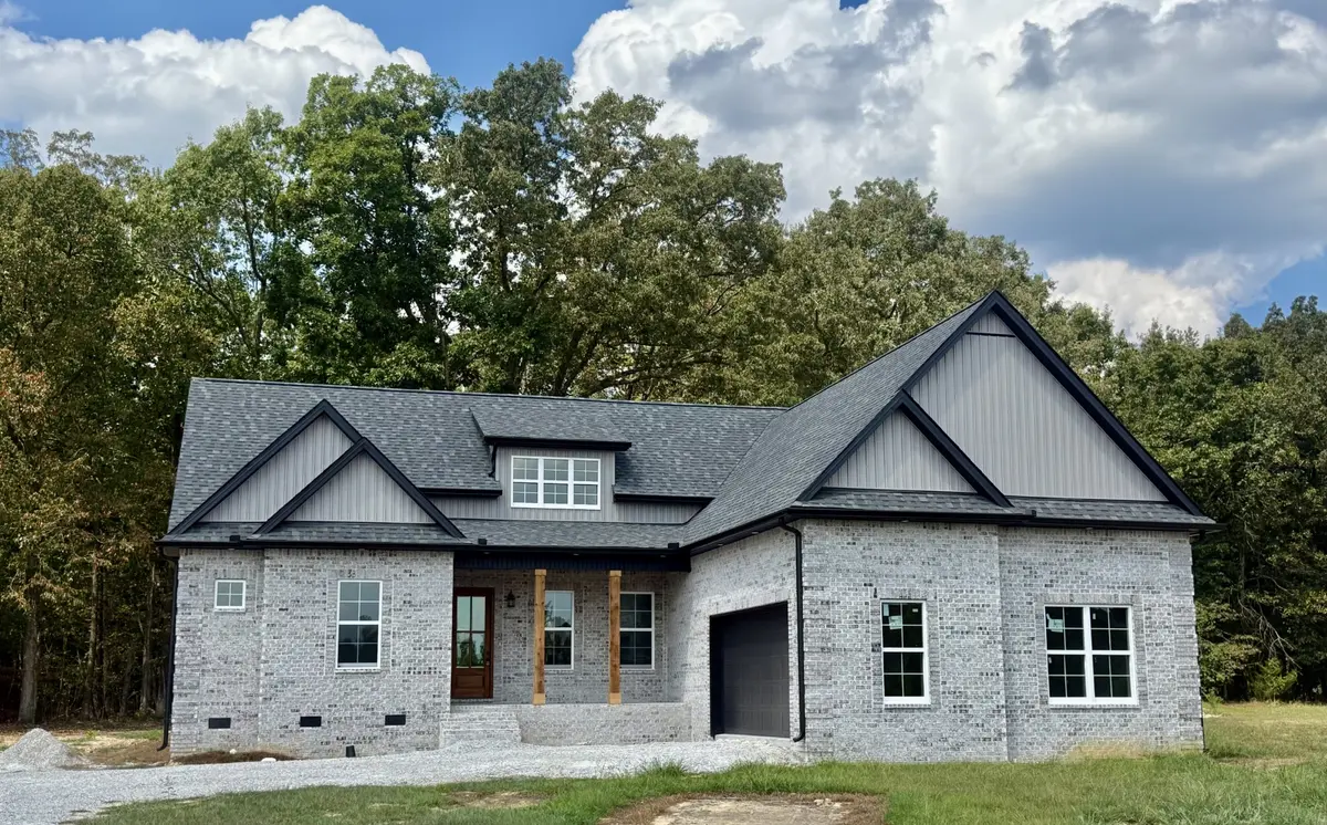 121 settlers Trace, Tullahoma, TN 37388