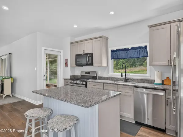 167 Schoolhouse Hill RD, Mehoopany, PA 18629