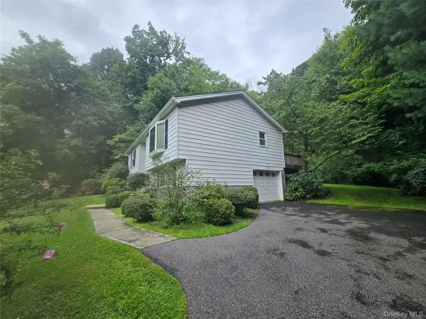 37 Boswell RD, Putnam Valley, NY 10579