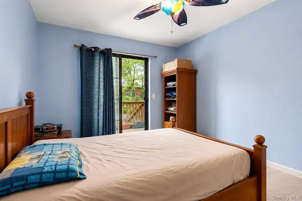 3121 46th ST, Astoria, NY 11103