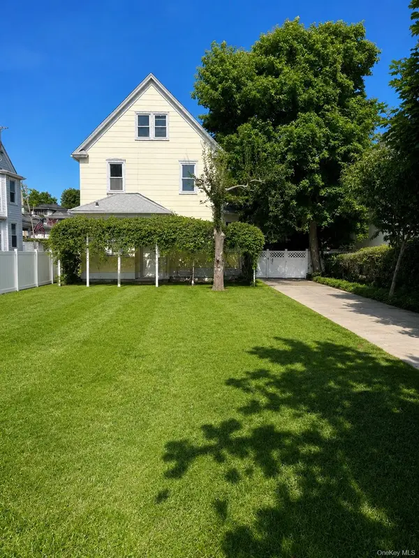 213 Washington AVE, Cedarhurst, NY 11516