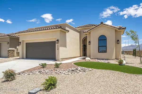 7736 Celestial ST, Las Cruces, NM 88012