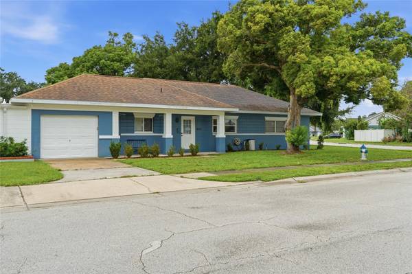 8502 OAK BLUFF DR, Orlando, FL 32827