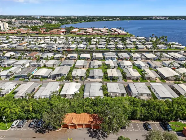 18675 US HIGHWAY 19 N #427, Clearwater, FL 33764