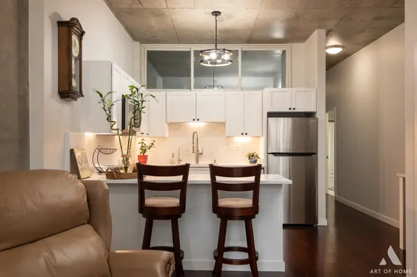 235 W Van Buren ST #2216, Chicago, IL 60607