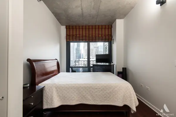 235 W Van Buren ST #2216, Chicago, IL 60607