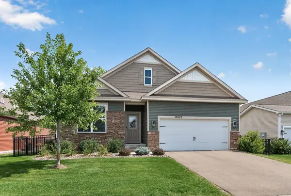 13690 Applewood TRL, Rosemount, MN 55068