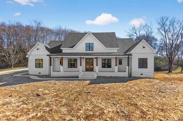 3019 Valley Creek Rd, Culleoka, TN 38451