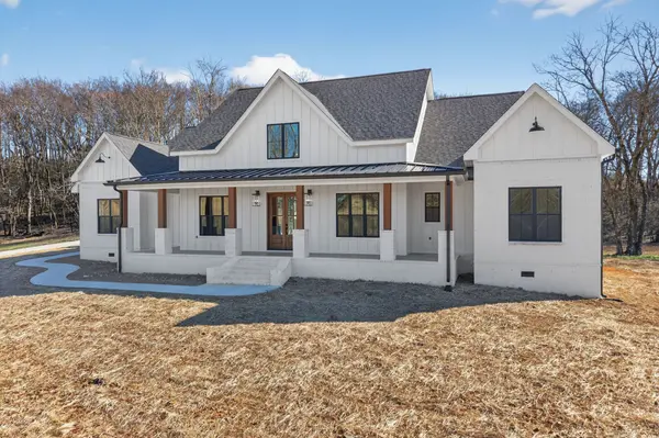 3019 Valley Creek Rd, Culleoka, TN 38451
