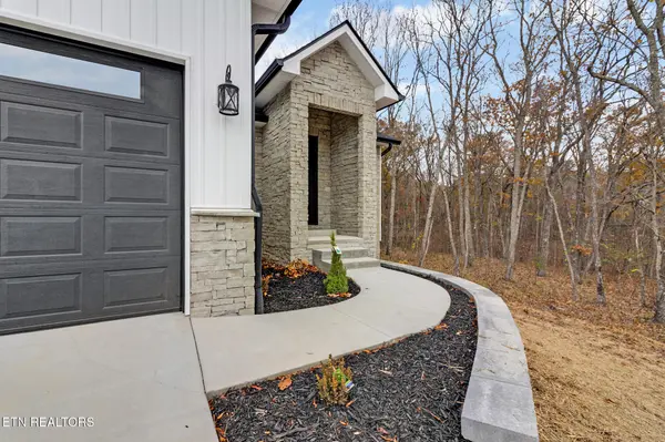 13 Norwich Terrace, Crossville, TN 38558