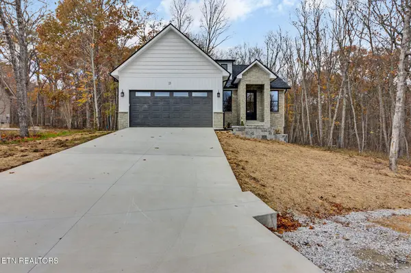 13 Norwich Terrace, Crossville, TN 38558