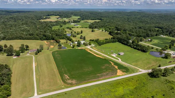 4643 Huntsville Quality Rd, Lewisburg, KY 42256