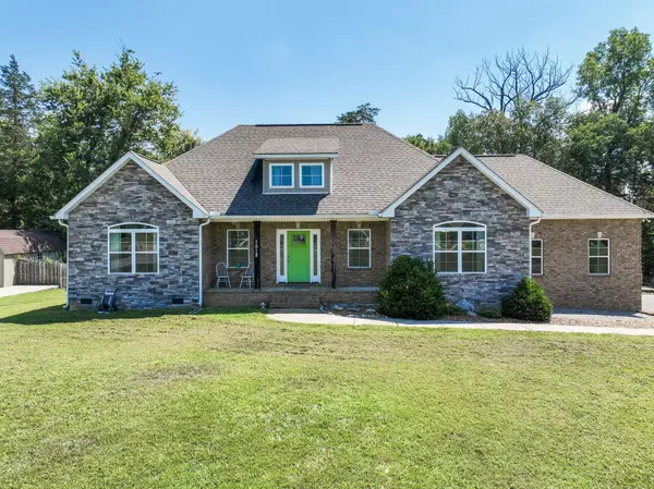 1518 Azalee Ln, Chapel Hill, TN 37034