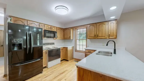 242 Woodruff Ln, Cadiz, KY 42211