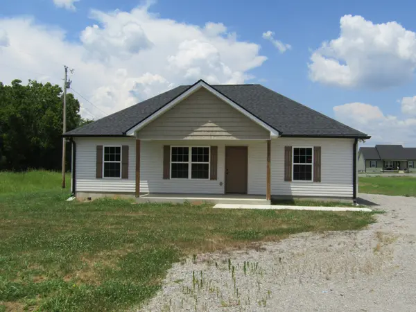 1600 Larry Dospil Dr, Lewisburg, TN 37091