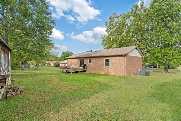 116 Lowell Dr #W, Fayetteville, TN 37334