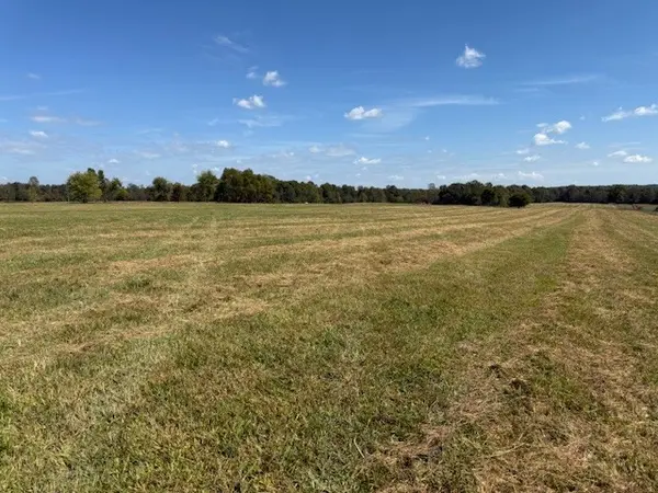 549 Smith Rd, Crossville, TN 38571