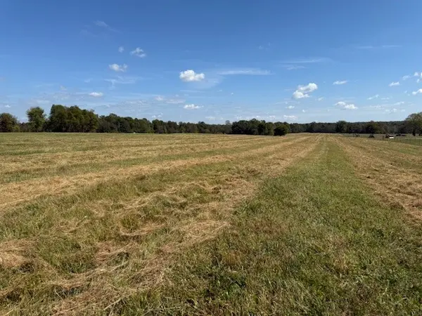 549 Smith Rd, Crossville, TN 38571