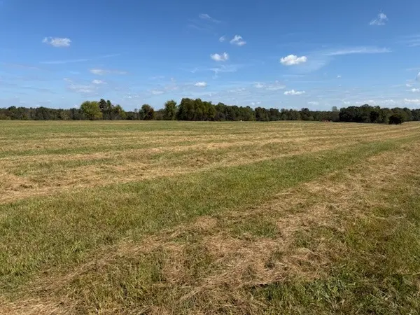 549 Smith Rd, Crossville, TN 38571