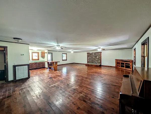 10502 Back Piney Rd, Bon Aqua, TN 37025