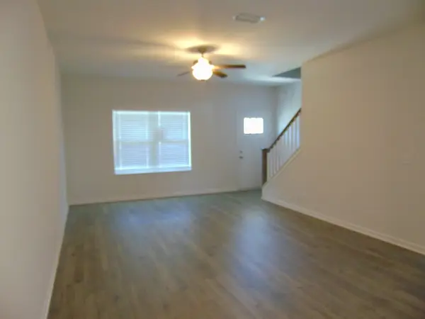 283 Spring, La Vergne, TN 37086