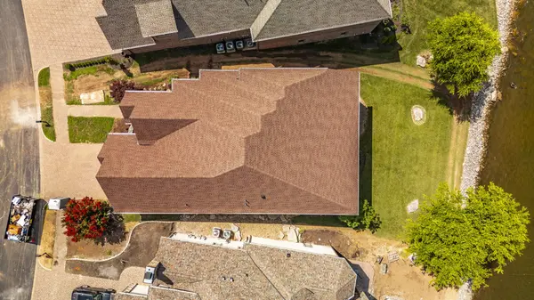 1132 Landing Pvt Ct, Gallatin, TN 37066