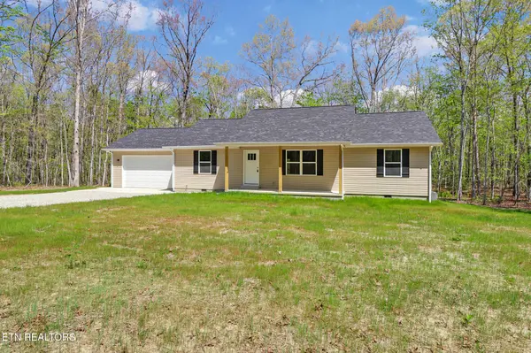 133 Jay Loop, Jamestown, TN 38556