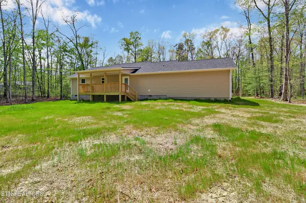 133 Jay Loop, Jamestown, TN 38556
