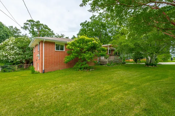 2804 Taft Highway, Signal Mountain, TN 37377