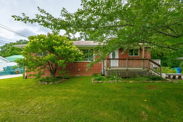 2804 Taft Highway, Signal Mountain, TN 37377