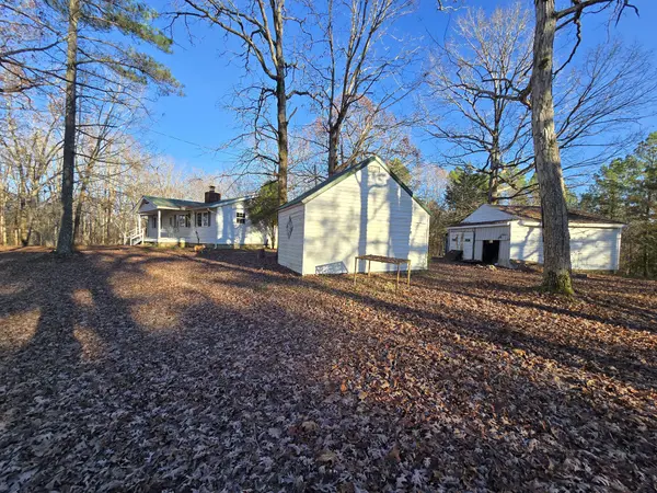 601 Anglin Ridge Rd, Dover, TN 37058