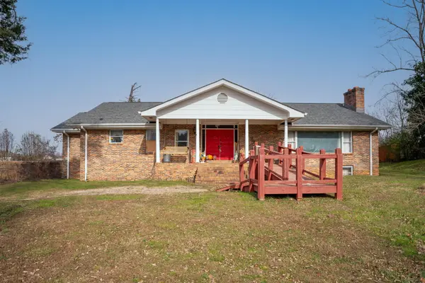 8009 Shallowford Road, Chattanooga, TN 37421