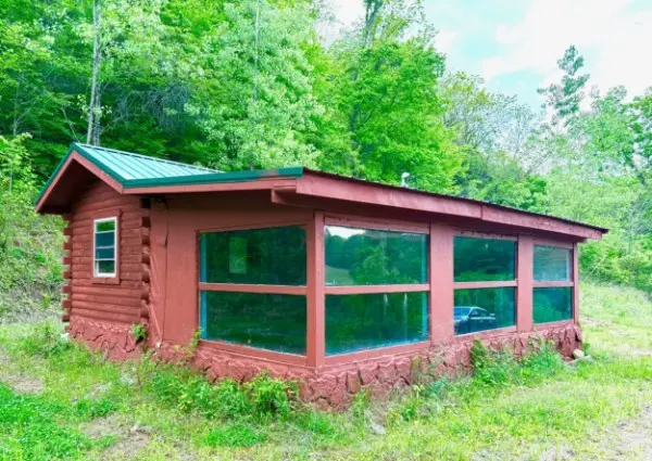 221 Friendship Hollow Rd #S, Pleasant Shade, TN 37145