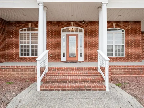 927 Westbrook Dr, Gallatin, TN 37066