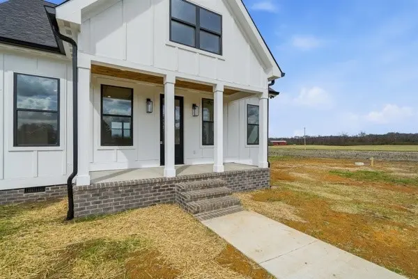 130 Roddy Road, Shelbyville, TN 37160