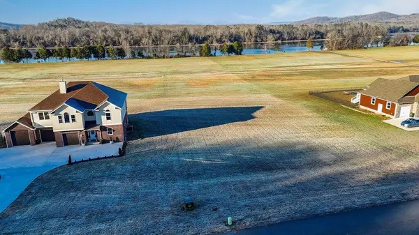 56 Espalier Drive, Decatur, TN 37322