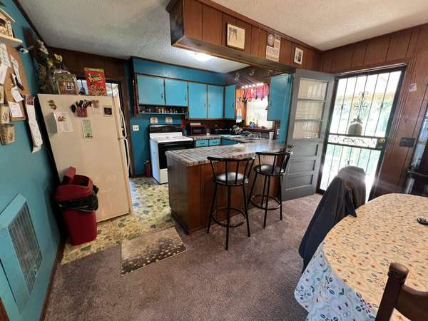 135 ANGOTTI RD, Crump, TN 38327