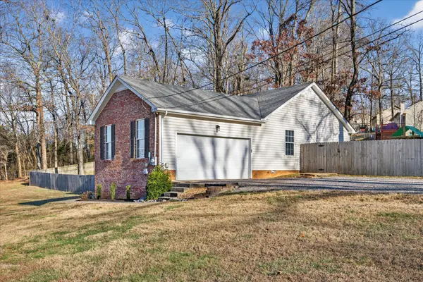 3497 Hunters Rdg, Woodlawn, TN 37191